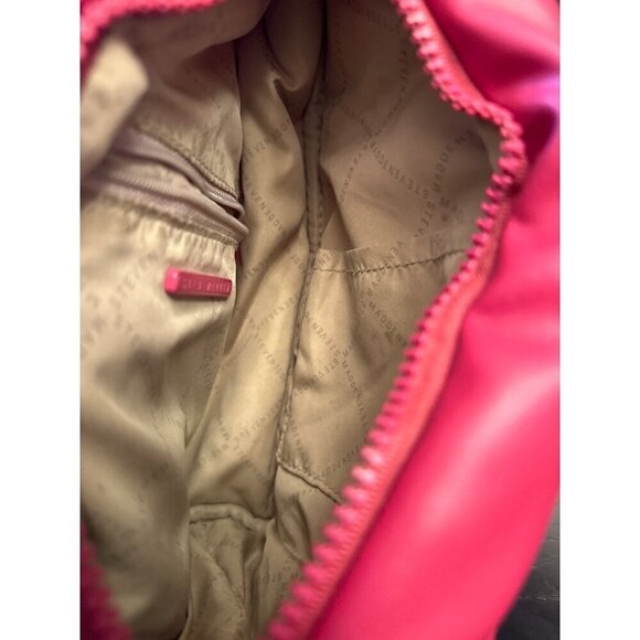 Steven Madden Pink Sling Backpack With Zip Pockets & Adjustable Strap - Picture 5 of 9